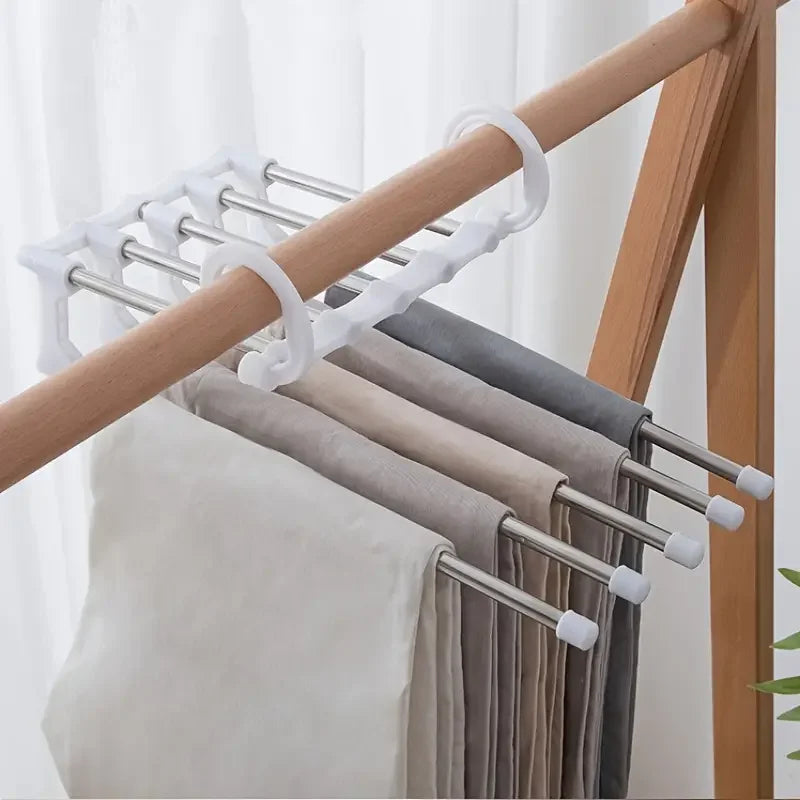 Cintre à pantalon blanc