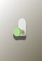 Patère porte manteau pour enfant Point vert fond blanc