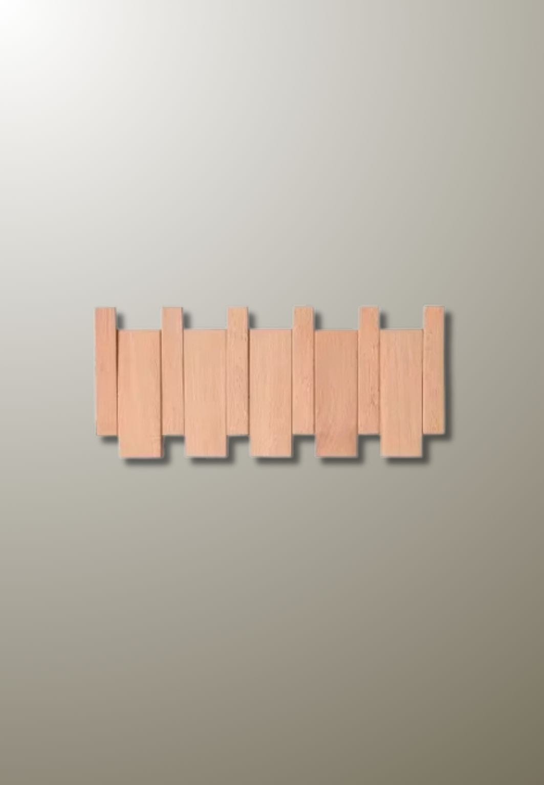 Porte manteau mural design en bois clair 4 patères
